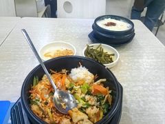 -拌来拌去石鍋拌飯(文鼎店)