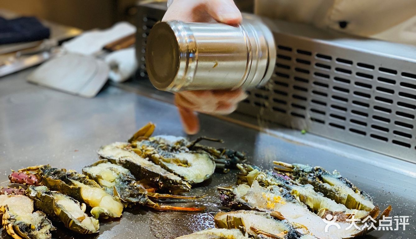 华丽丽的海鲜大餐，全部无限量畅点畅吃