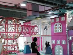 -星舰梦航(广百广场荔胜店)