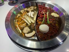 -卤校长重庆火锅(国兴店)