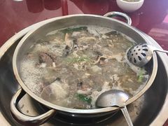 -老石黑山羊毛驴肉火锅(金凯广场店)