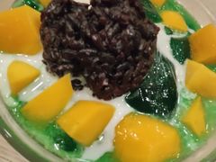 -佰搭果·广式茶餐厅(西华路店)