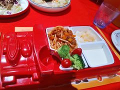 -莫莉哇咔亲子餐厅(乐堤港店)
