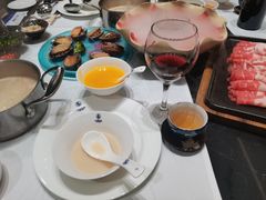 -红鼎豆捞·非遗鲍皇汤火锅(宝丰路店)