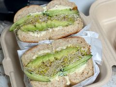 Better&nbsp;Broccoli-HOLY BAGEL(苏河店)
