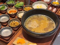 -银米·云南传统过桥米线(双廊黑金冠店)