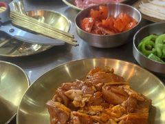 -胡悦里韩式烤肉(芝罘万达广场店)