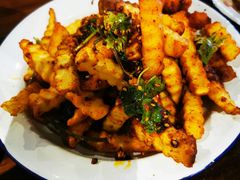 乐山狼牙土豆-马路牙子地桌烤肉(工体店)