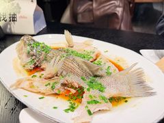 -鲜璟台·地标景观餐厅(上海中心店)