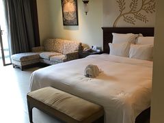 -三亚湾海居铂尔曼度假酒店