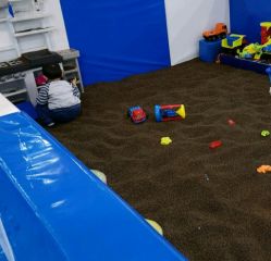 -开心哈乐亲子乐园(东森时尚百货店)