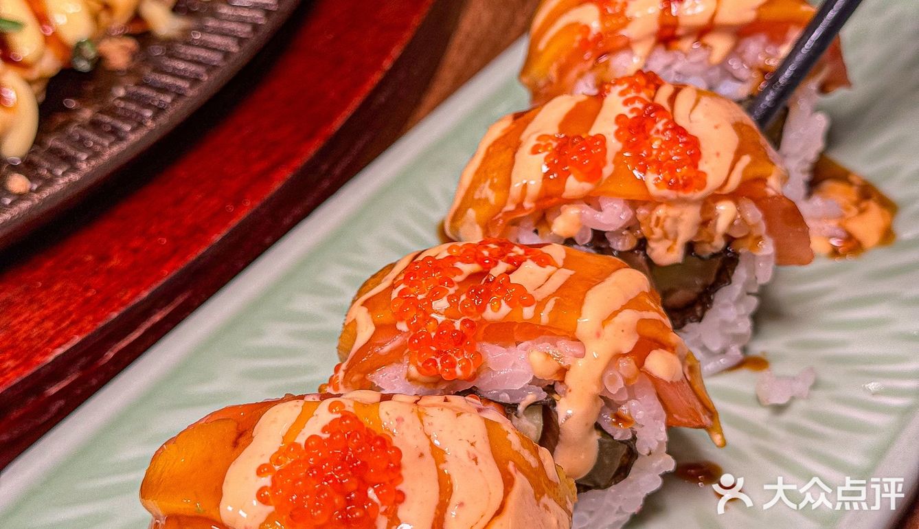 下班后的治愈时刻，被这家烧鸟酒场的江景美到了