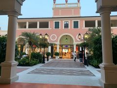 -佛罗伦萨小镇广佛名品奥特莱斯(疏港路店)