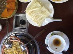 -银同牦牛肉火锅