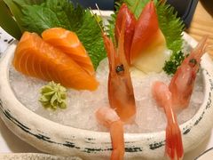 三文鱼刺身-小句号·精致料理(江南环球港店)