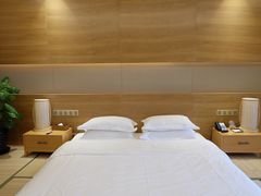 -白桦林温泉谷