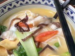 -蒙自源小锅米线(金佰利店)