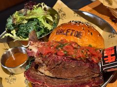 -半吨 Halfton&Friends(车公庙店)