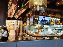 -蝴蝶里·粤菜·点心(滨江龙湖店)