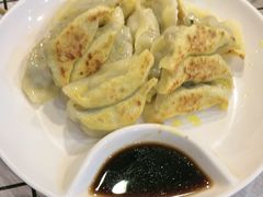 -顶峰夜宴·龙虾烧烤大排档(九江学院店)