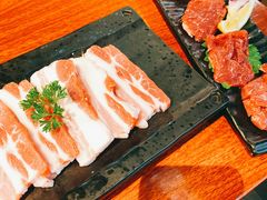 厚切猪五花-大浪炭火鲜牛肉·酒场(竹禅街店)
