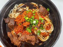 葱油拌面加红烧牛肉-上海为民商行清真饭店(南大路店)