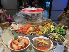 -日进一片海.生腌海鲜火锅.宵夜烧烤(三里屯总店)