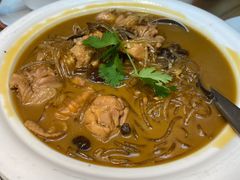 小鸡炖蘑菇-上关雪東北菜(中房金谊店)