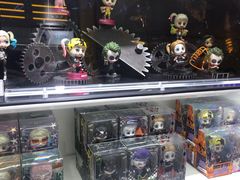 -泡泡玛特POPMART(上海环球港店)