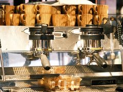 -Common Table · Brunch & Coffee