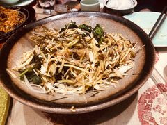 -巷子里小酒馆(西三道街店)