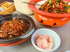 -有红鸡毛店·川菜(建设路店)