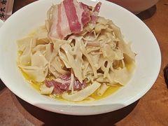 -李犟大爆鳝面·手工蟹黄包(湖滨西湖店)
