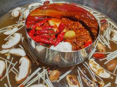 -谭鸭血老火锅(万象九宜城店)