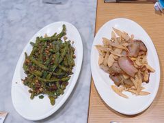 -渝信川菜 · 川味家常菜(财富购物中心店)