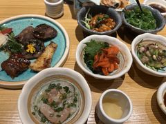 -花和海鲜自助(梅江店)