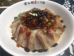 -临江餐馆二楼美食部落