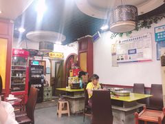 -颜氏双江清水鱼一养身火锅(磁器口店)