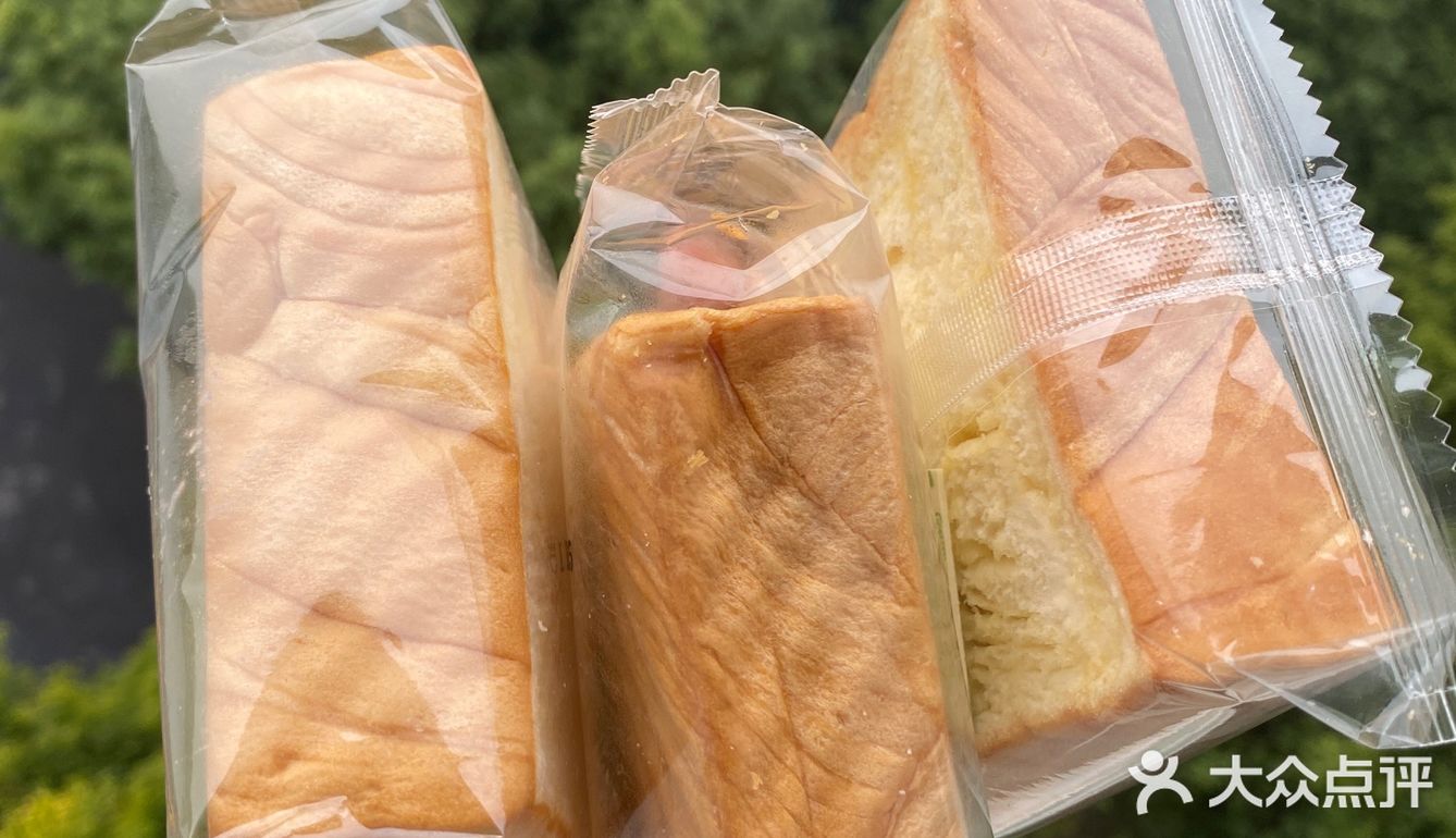 和板砖一样厚的吐司🍞据说是爸爸糖平替