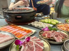 -围炉肉舍丹东海鲜烤肉·烤活鳗(步行街店)