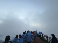 -黄山光明顶山庄