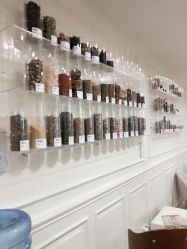 -菁幼月子会所(儿童医院店)