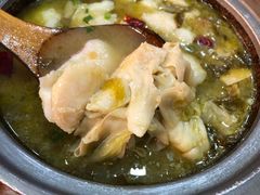 -周鱼小馆石锅酸菜鱼(活力汇店)