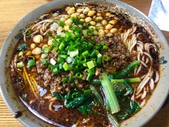 豌杂米粉-丁丁猫重庆小面(徐州路店)