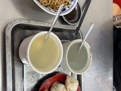 -高师傅特色米粉汤包(建设路店)