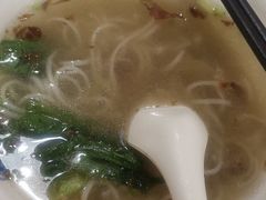 -抖牛白塔牛肉粿条汤(水围店)