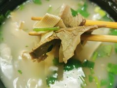-丁里羊肉小镇(天鹅湖总店)