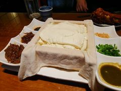 -95号酱骨·一块豆腐(展春园西路店)