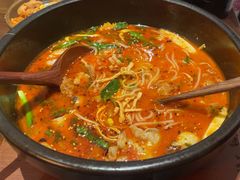 -银米·云南传统过桥米线(双廊黑金冠店)