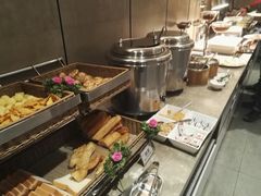-如家精选酒店(青岛八大关太平角公园地铁站海水浴场店)